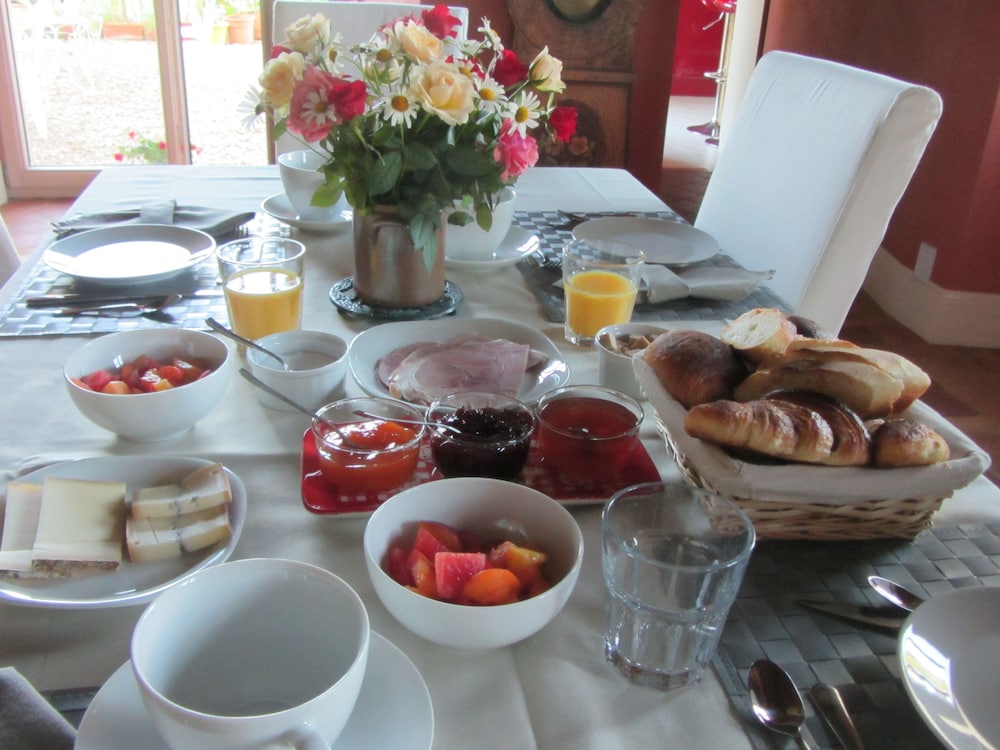 Le Relais des Deux Tours