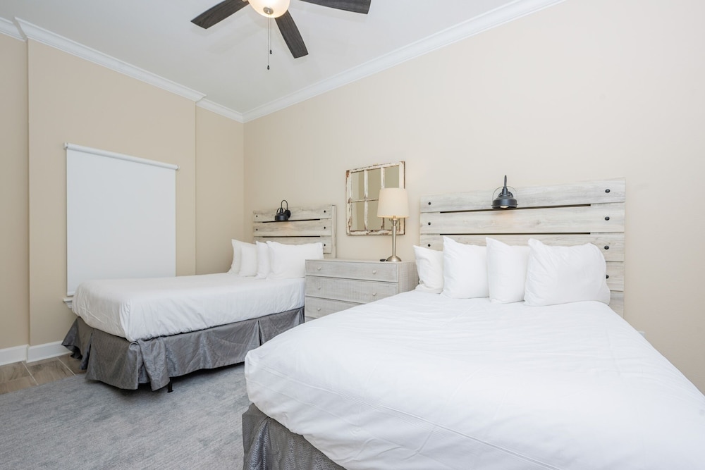 Phoenix Gulf Towers 1105 4 Bedroom Condo
