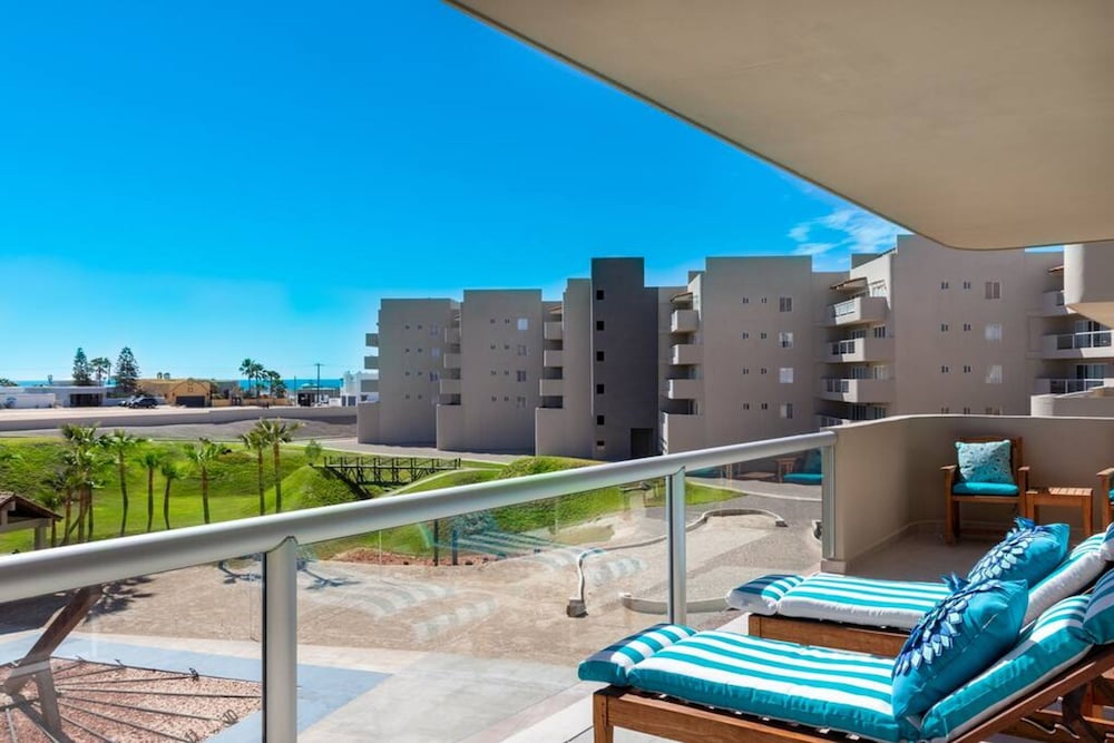 Glamorous Fully Equipped Condo With Amazing Sunset