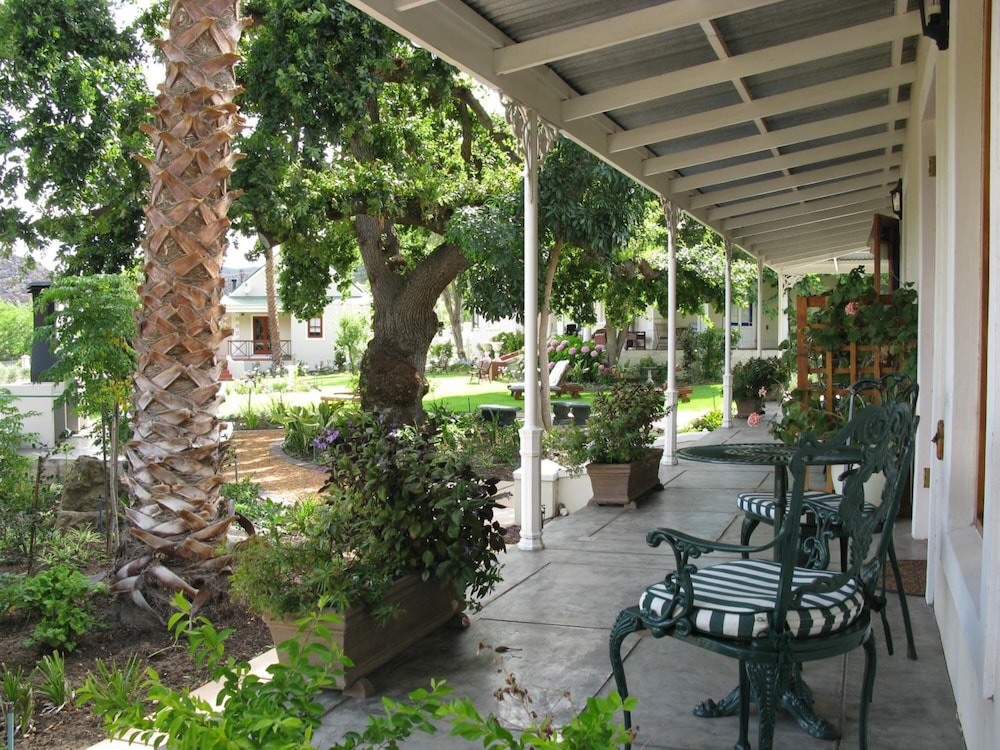Montagu Vines Guest House
