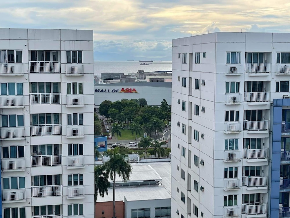 Premiere Haven at Sea Residences