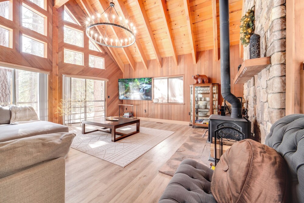 Ski, Hike & Fish: Cabin w/ Deck in Soda Springs!