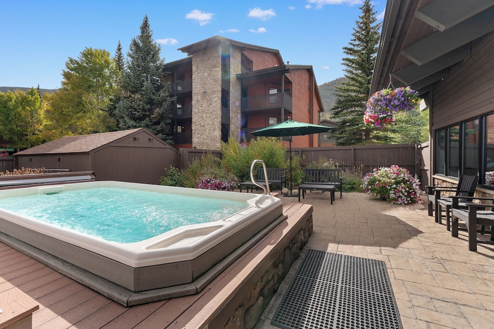 Mountain Side Condominiums 152, Building H