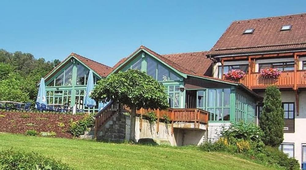 Photo 9