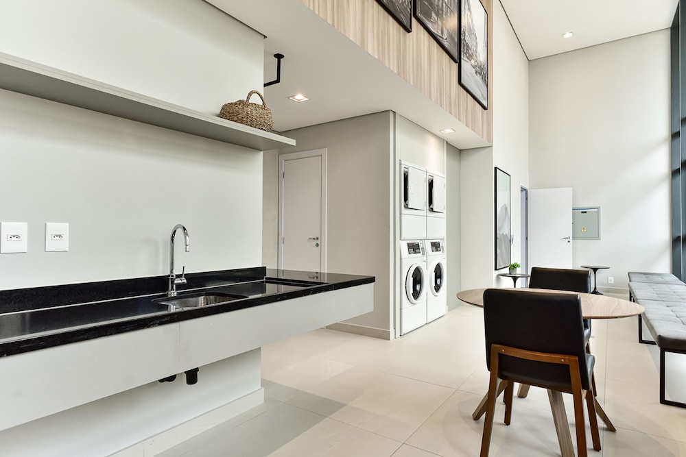 Studio Moderno c Academia a 800m do Metr Brooklin