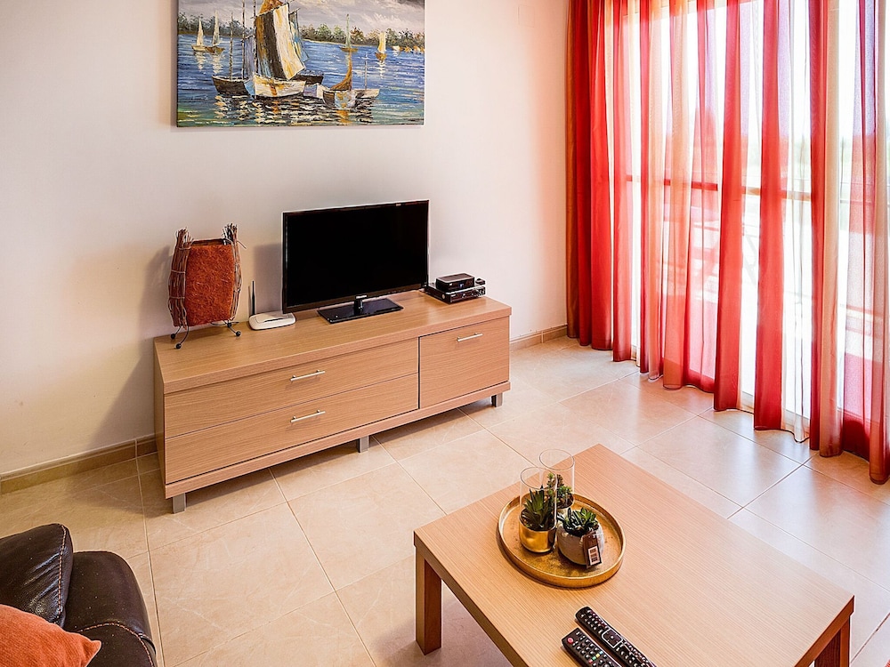 Comfortable Apartment Near the Sea view 5