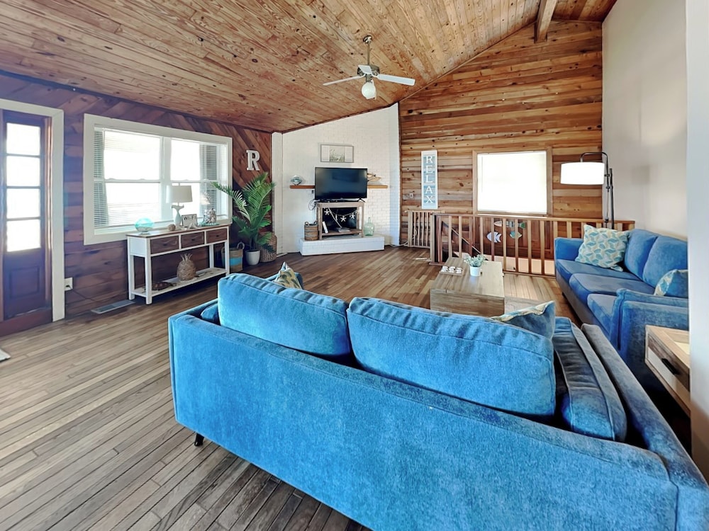 Dreamview by Distinctive Beach Rentals