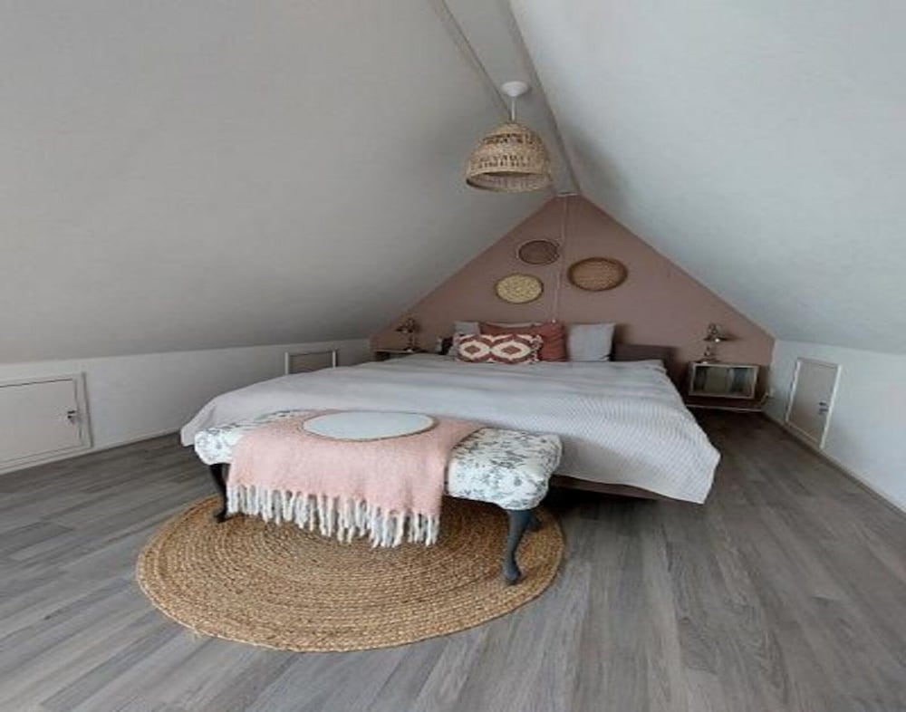 Cosy Furnished Holiday Home