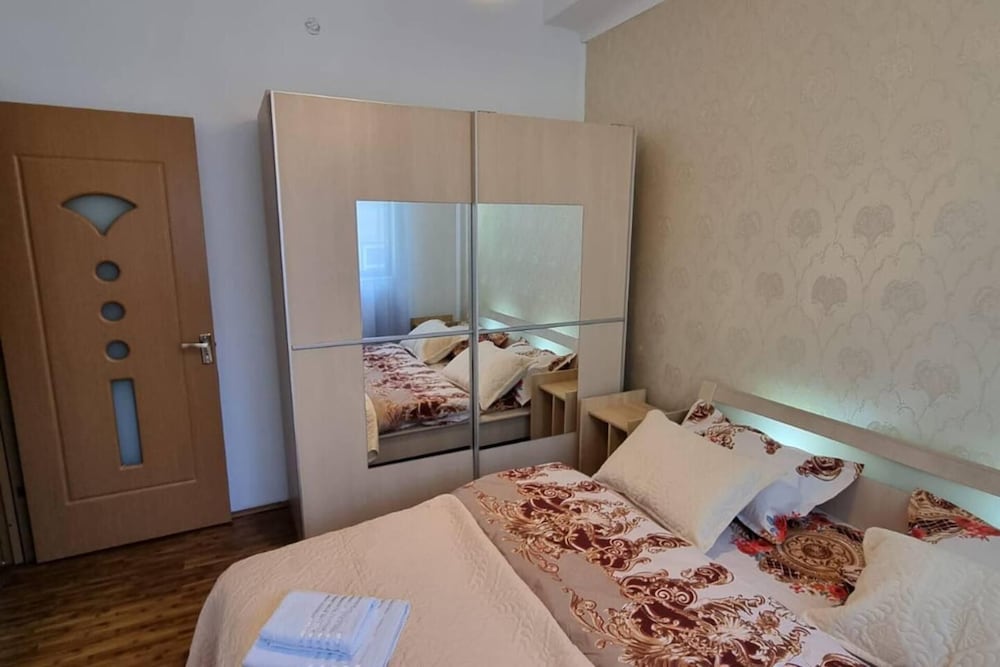 Spacious Apartment In The Centre Of The Capital view 4