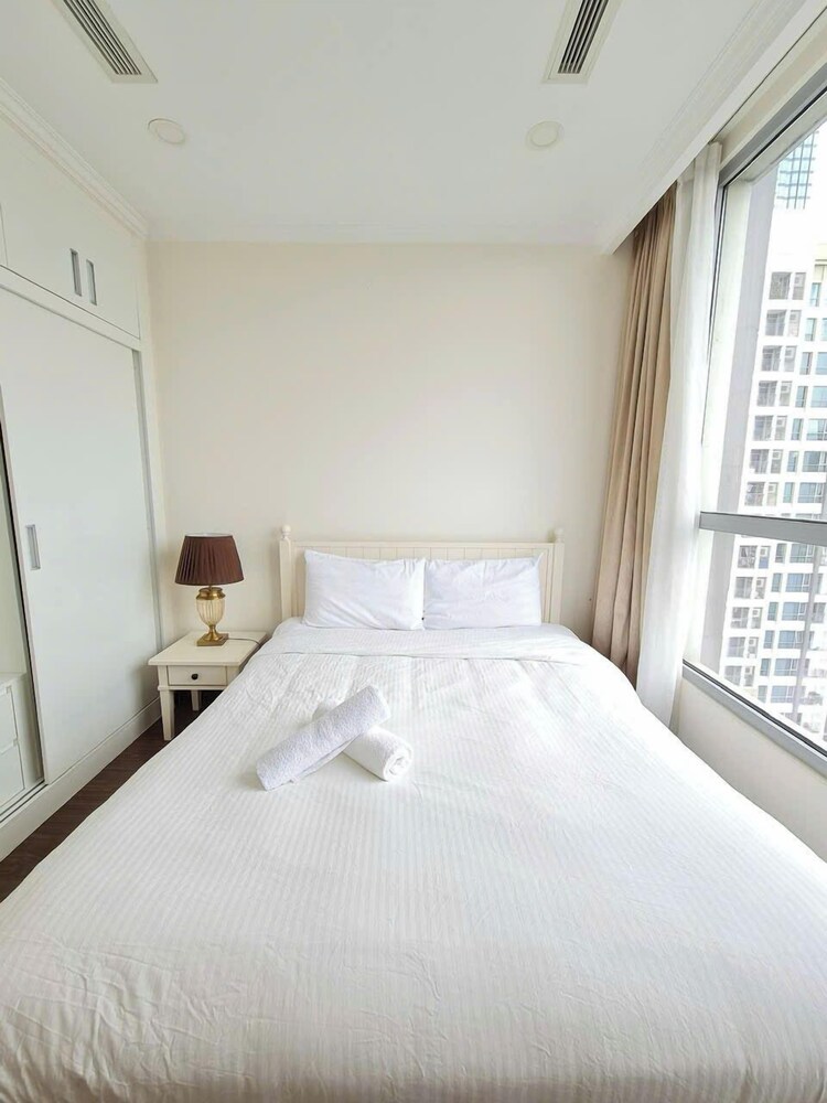 Nice Luxury Apartments Vinhome Central