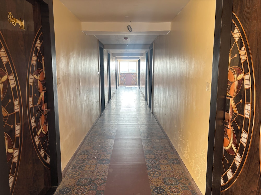 RAJMAHAL HOTEL & RESORT