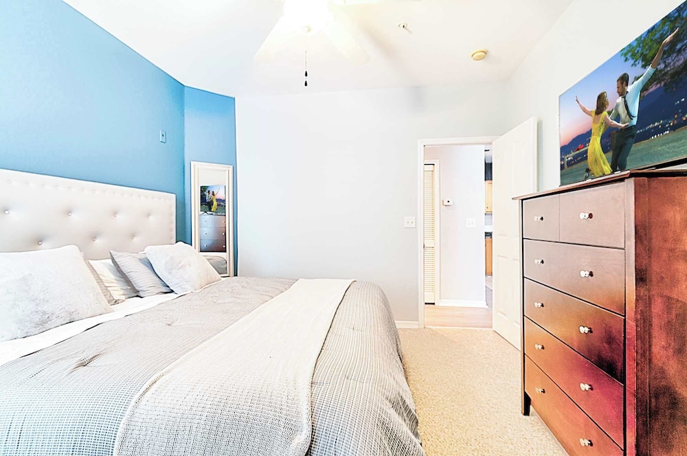 8908 Family Fun in Kissimmee Spacious 4-bedroom Apartment Near Theme Parks