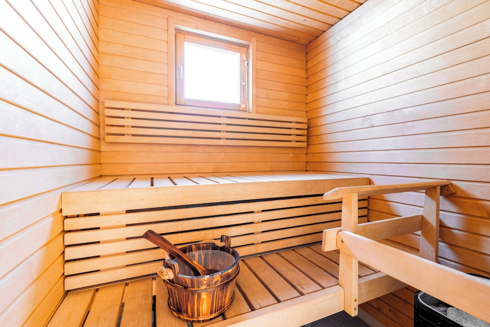 Cozy 1BR Apt with Sauna at Levi Centre