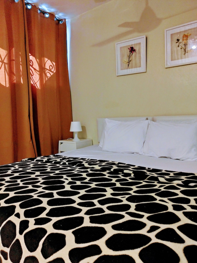 Via Emilia Bed and Breakfast Restaurante