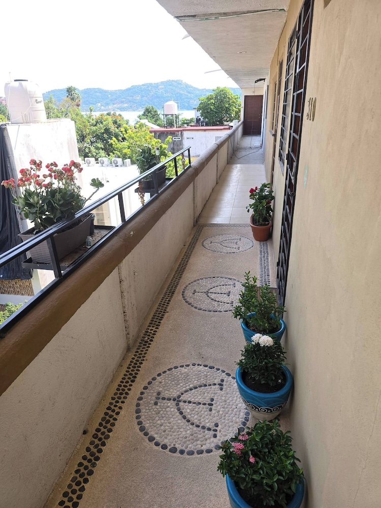 Loft Rayito de Sol, Zihuatanejo Center With AC
