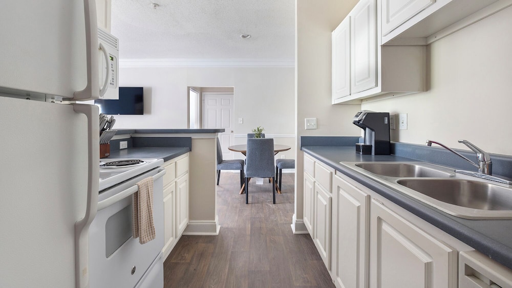 Landing Apartments - Atlanta