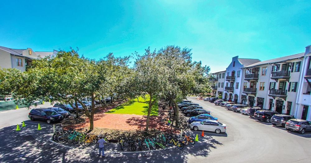 Rosemary Beach Rentals by Counts-Oakes