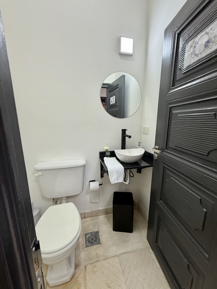Clivias Hostel