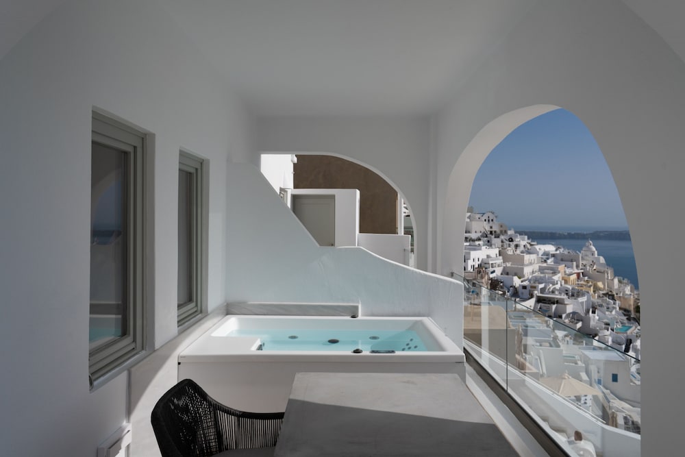 Asha Luxury Suites
