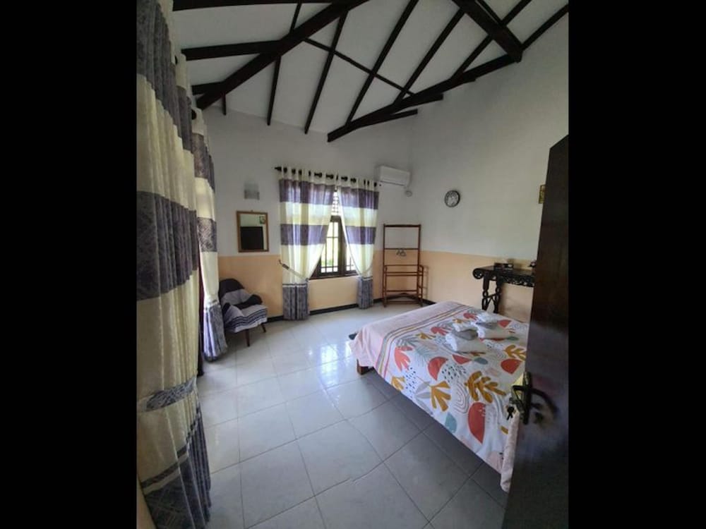 Room in B&B - Ja-elas French Touch #5 view 5