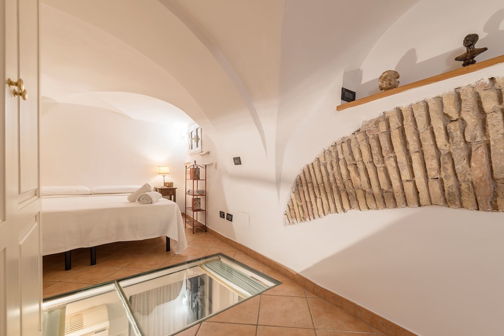 Sweet Suite near Pantheon