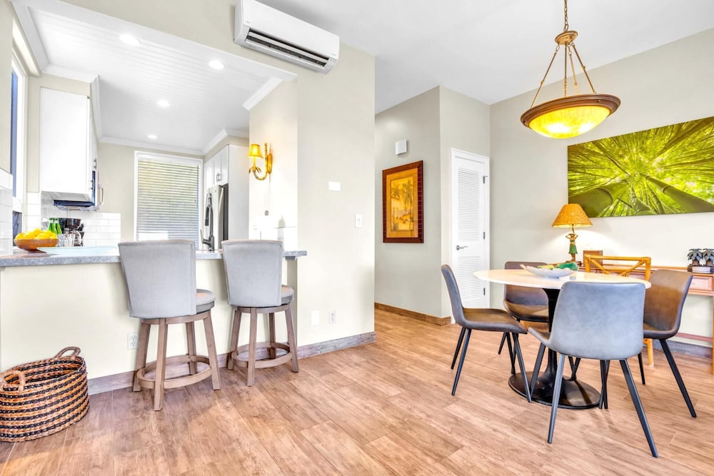 NEW KBM Resorts Free CAR Kapalua Bay Villas Ocean View 1-bedroom Condo Steps to Beach With Spacious Lanai! Kbv-24g3