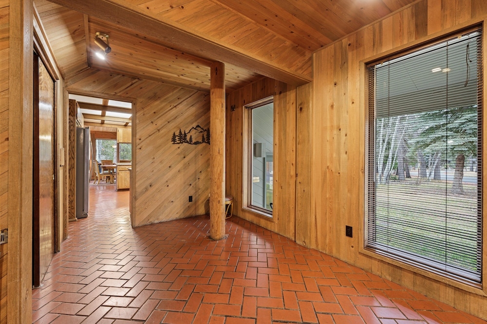 Poplar 35 5 Bedroom Home