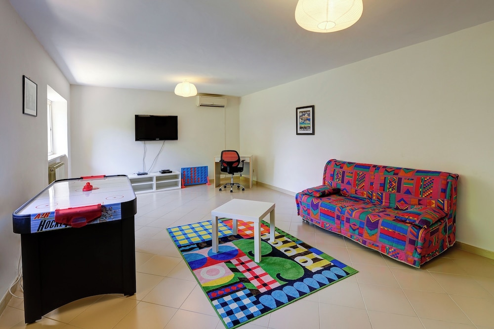 Beautiful Villa With Pool in Arce Fr Italy