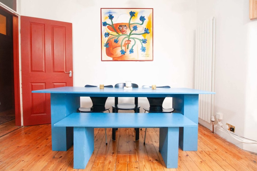 Tranquil Catford Retreat: Sleeps 4, With Garden
