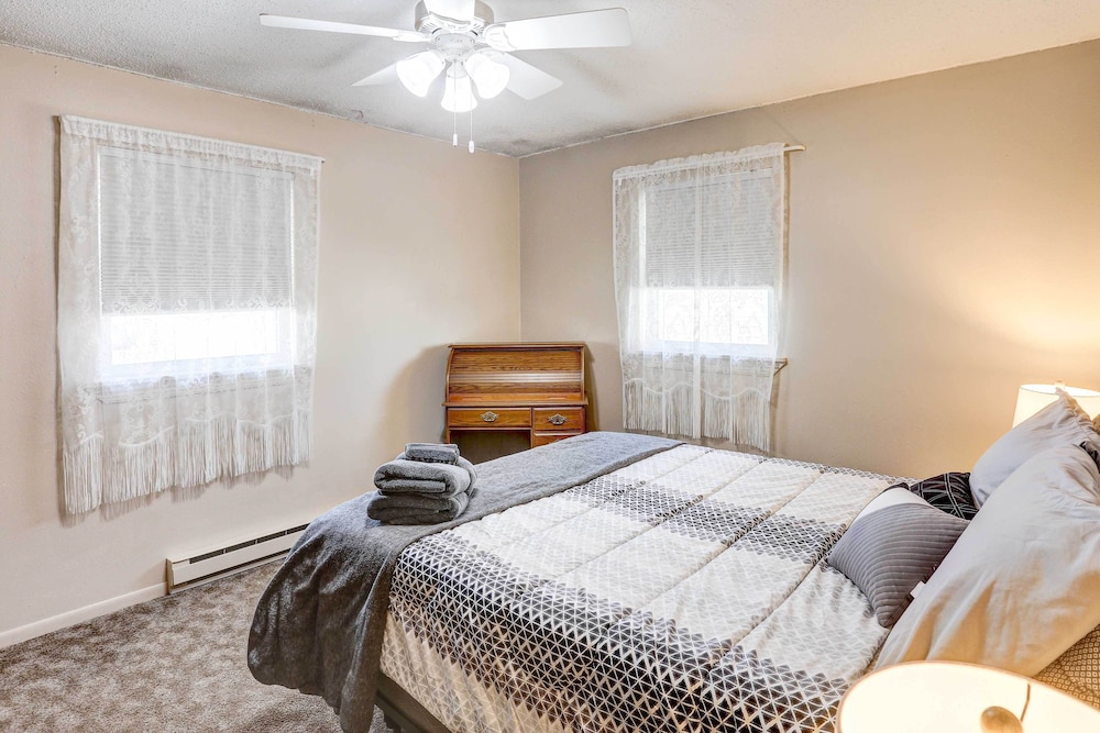 Pierre Vacations - Pierre Vacation Rental - 9 Mi to Oahe Dam! - Property Image 4