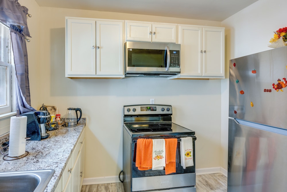 Pet-friendly Detroit Stay Near Motown & DIA