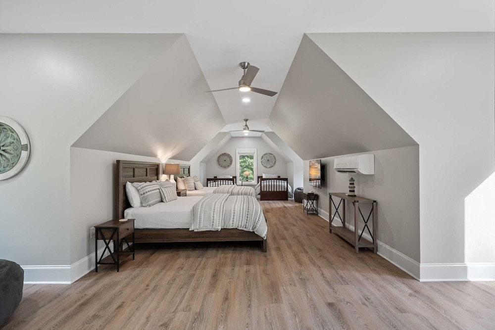 Livin' Large Lake Norman Estate w/ Pool, Dock, Game Room & Scenic Views