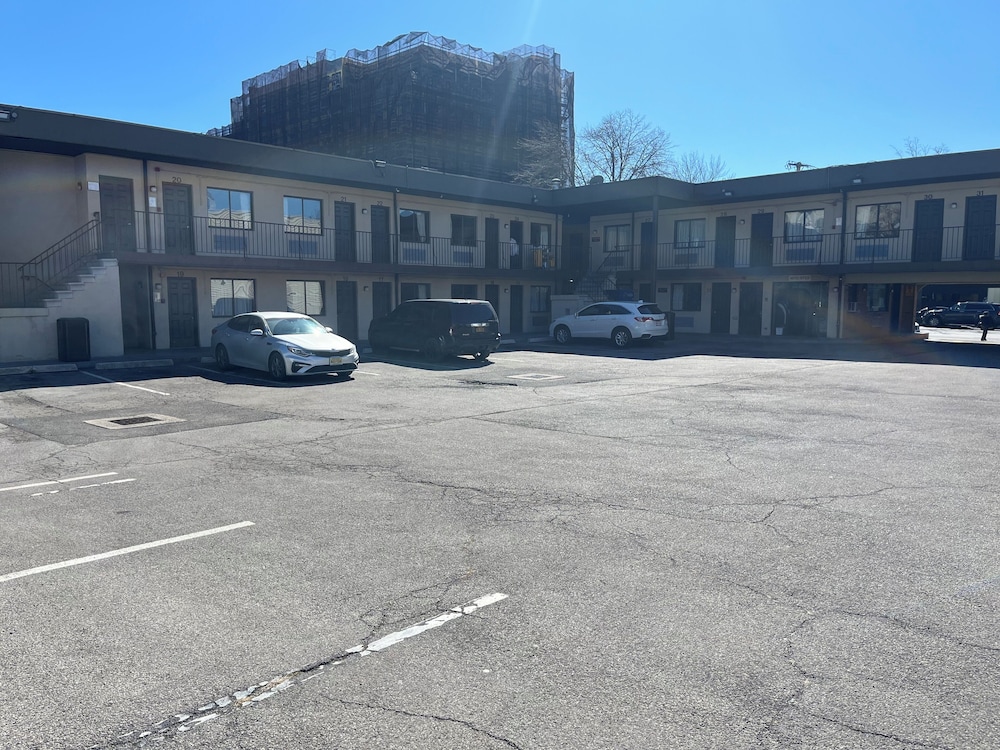 Metro Motel