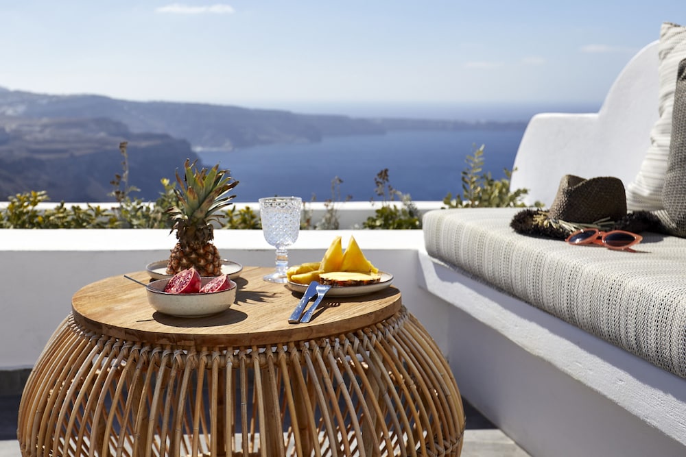 Olea Cave House