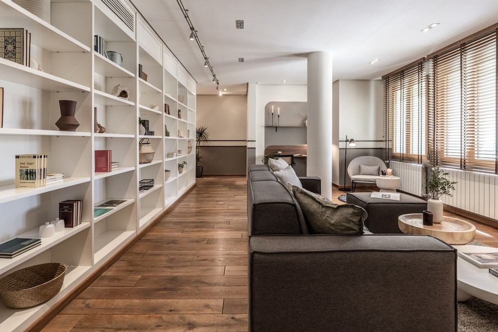 Trecase - 3 Bedrooms in Recoletos