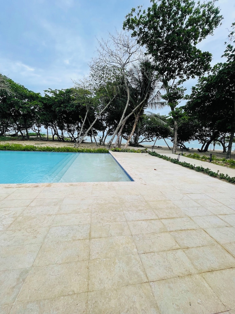Modern 1BR w/ Balcony View – Marien, Puerto Plata
