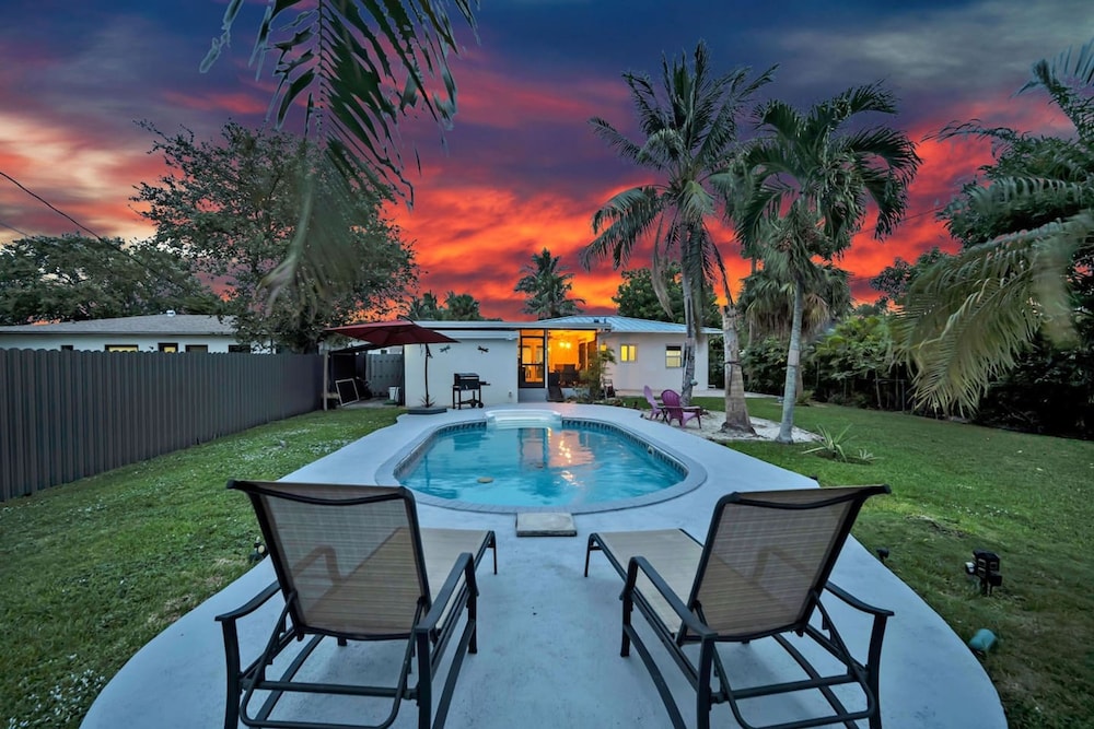 Entire House - Paradise in Dania Beach