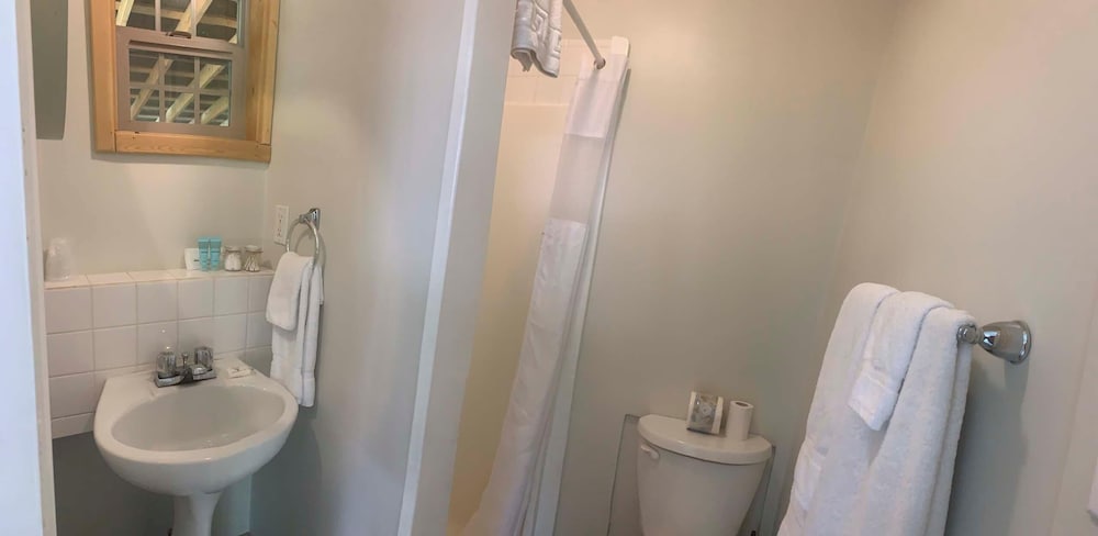 Barefoot Villas Room 2 Owl view 5