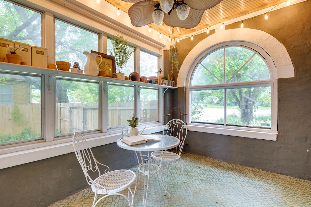 Springfield Vacations - Whimsical Cottage Near Springfield Art Museum! - Property Image 11