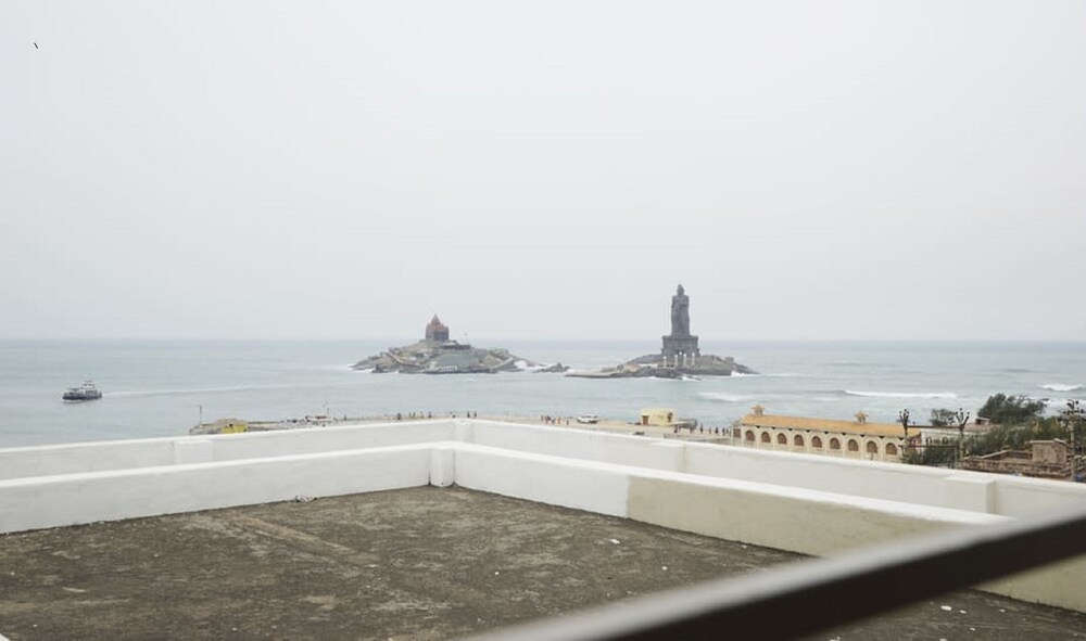 Hotel Seaface
