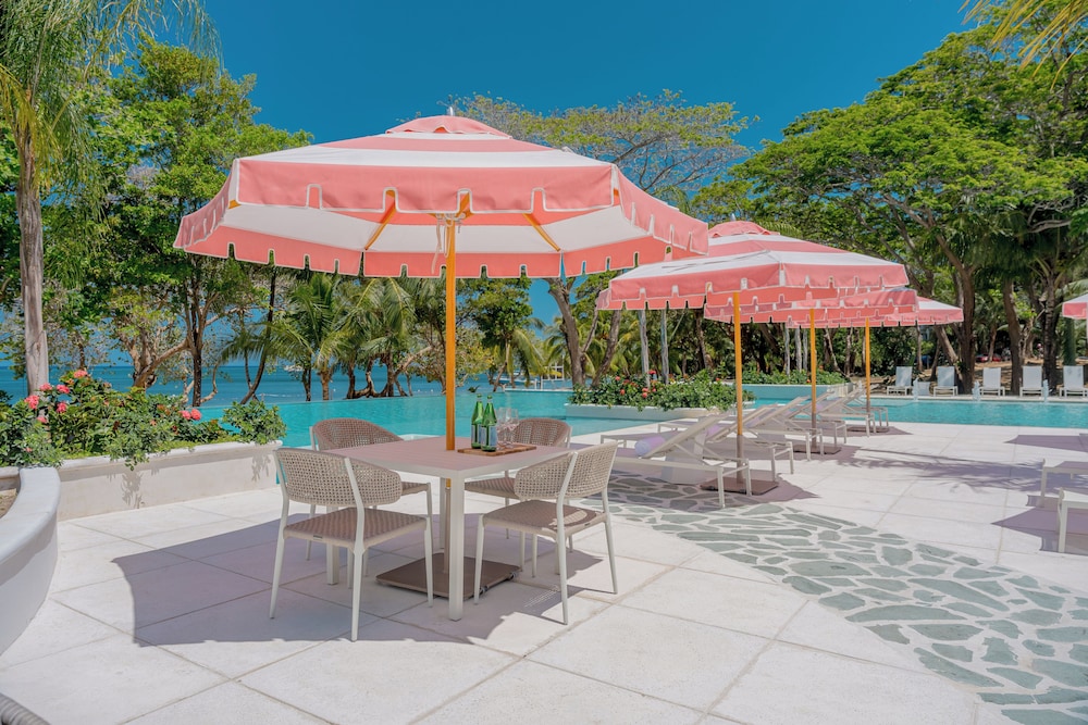 Watercolors Roatan
