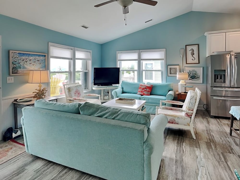Bluebird by Topsail Realty