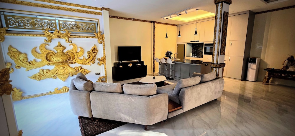 5BR Villa Swarna Mandapa by Orivista