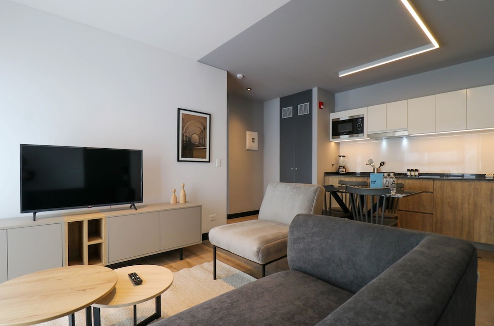w Awesome 1BR w Lovely Deco in San Isidro