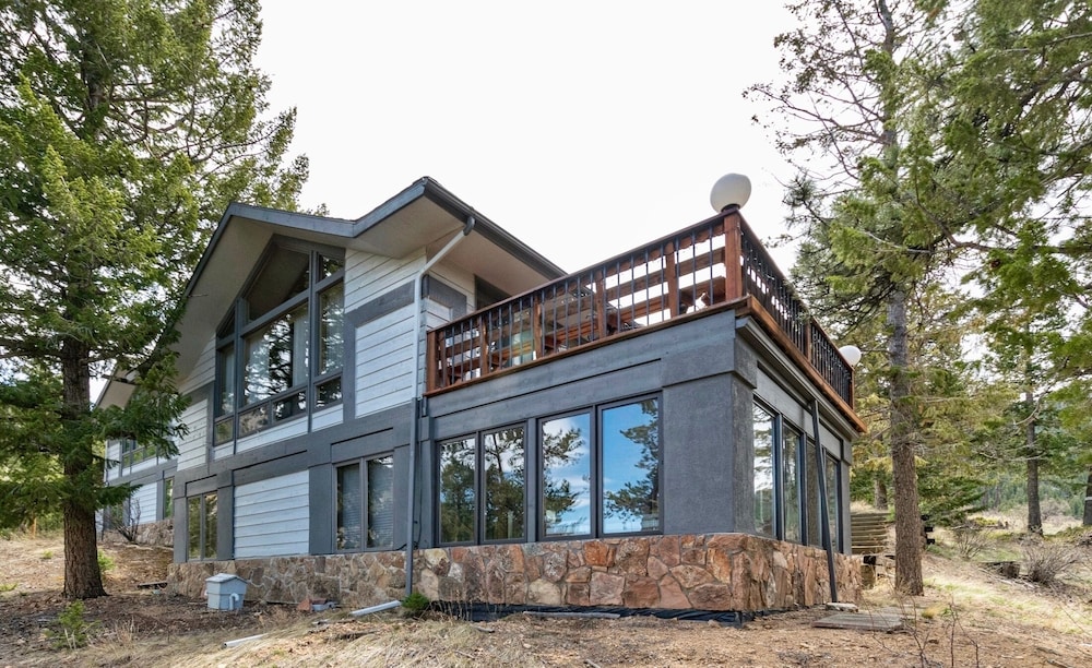 Denver Vacations - Jordan Vacation  At Windcliff 3 Bedroom Home by RedAwning - Property Image 1