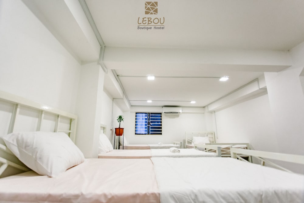 Lebou Boutique Hostel