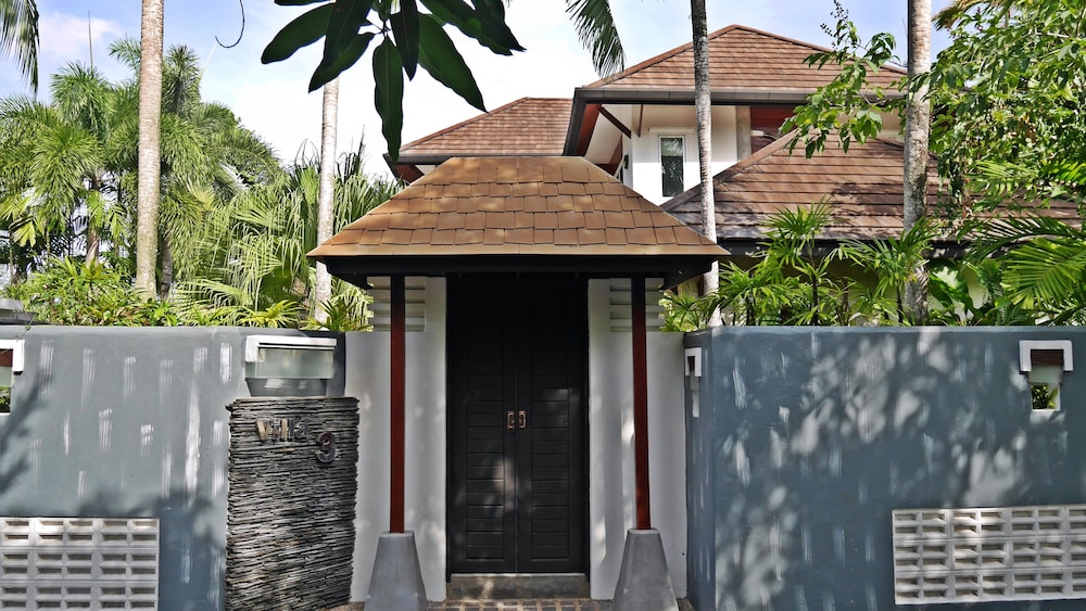 Suriya Som Villa
