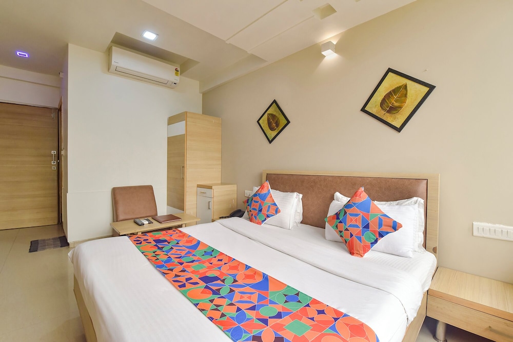 Fabhotel Soham Palace