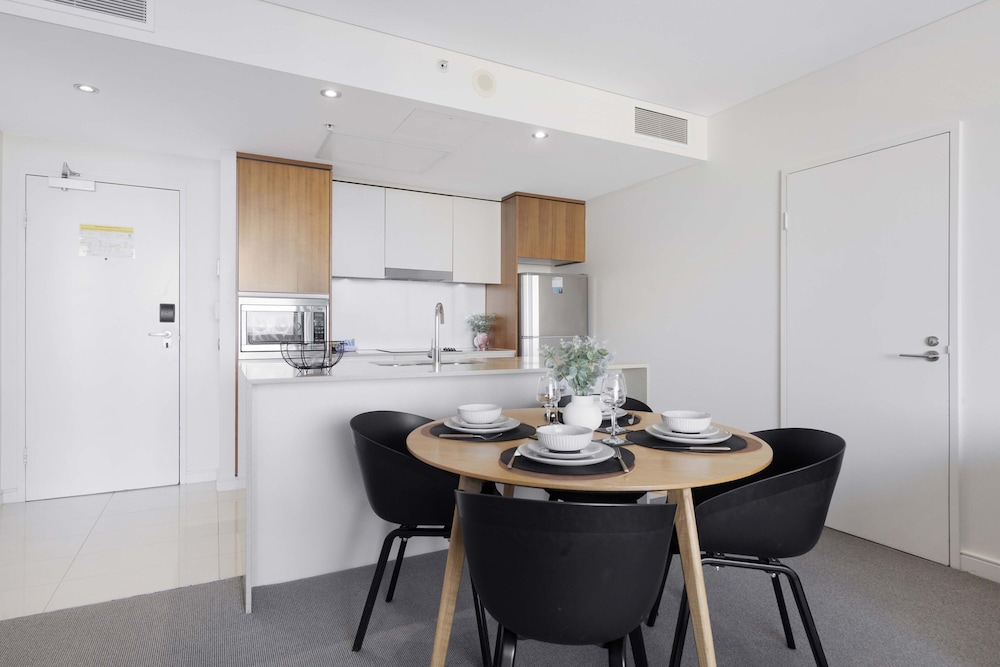 Elston Apartments - Wow Stay