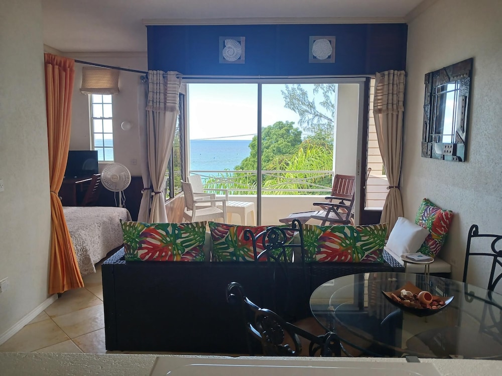 Coral Lane Beach Apartments